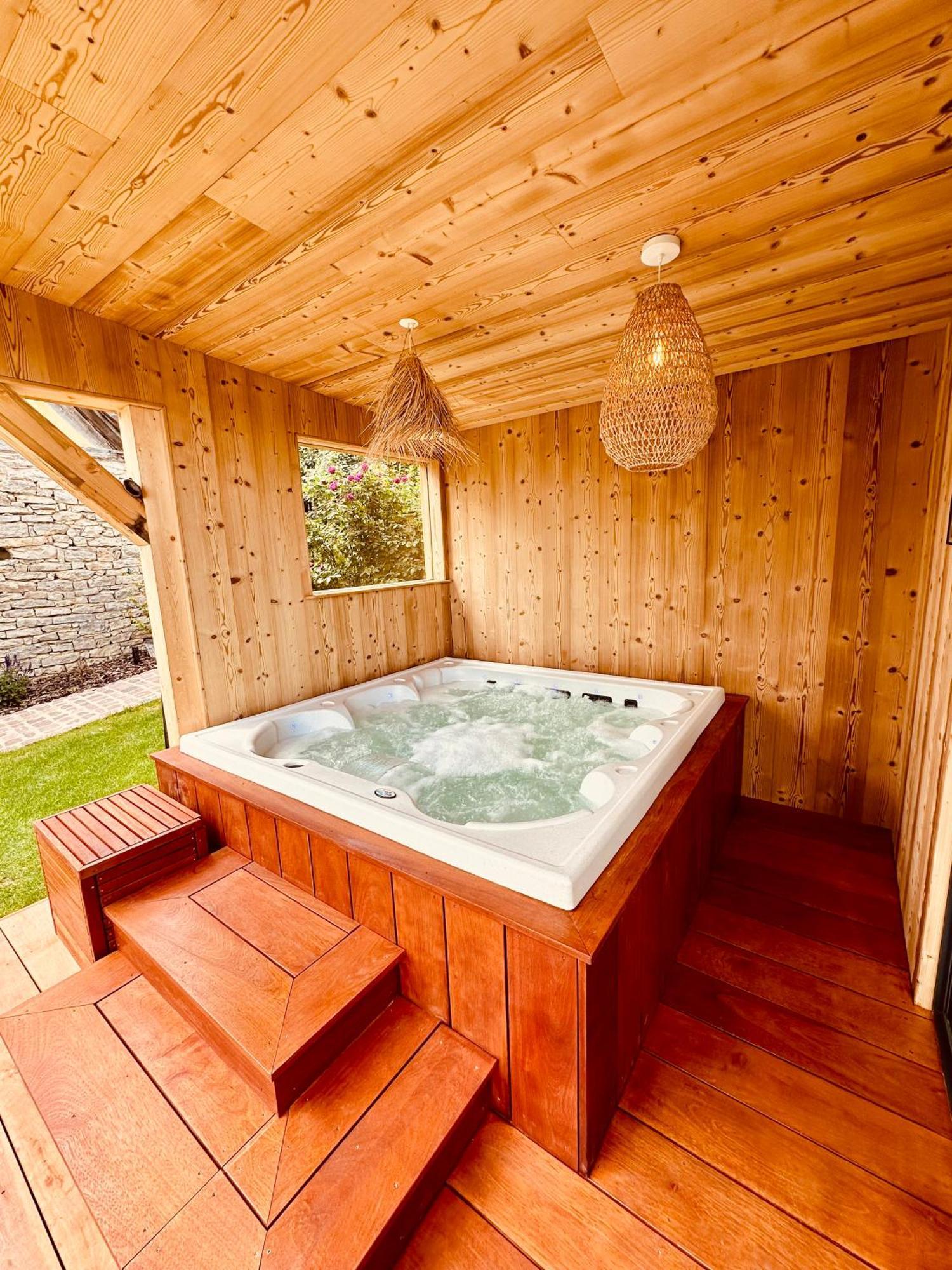 Gite Le Chut - Piscine & Jacuzzi - 11 A 14 Personnes Rangen Экстерьер фото